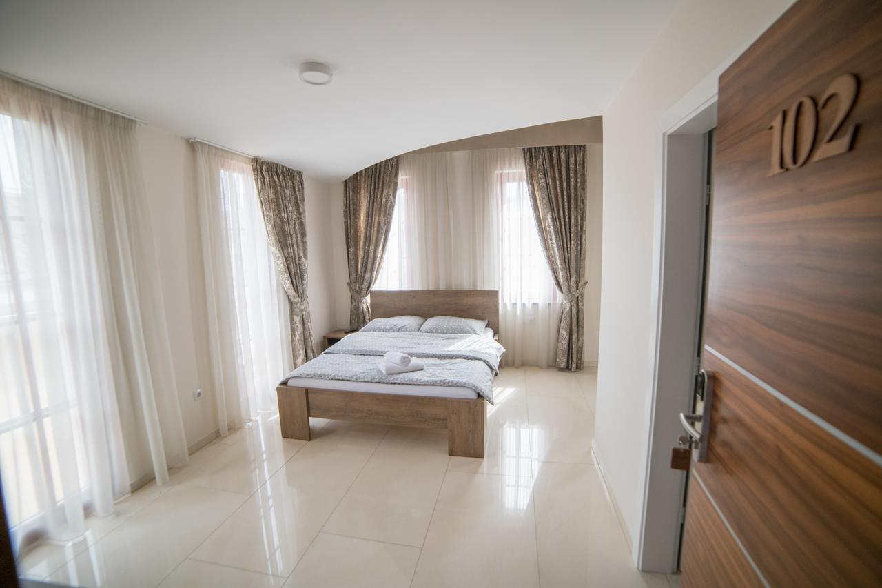 Hotel Urban Buzim Esterno foto