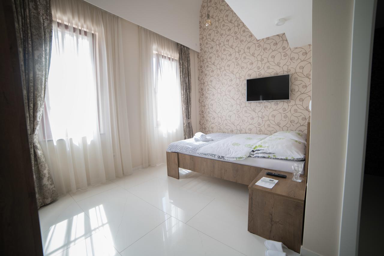 Hotel Urban Buzim Esterno foto